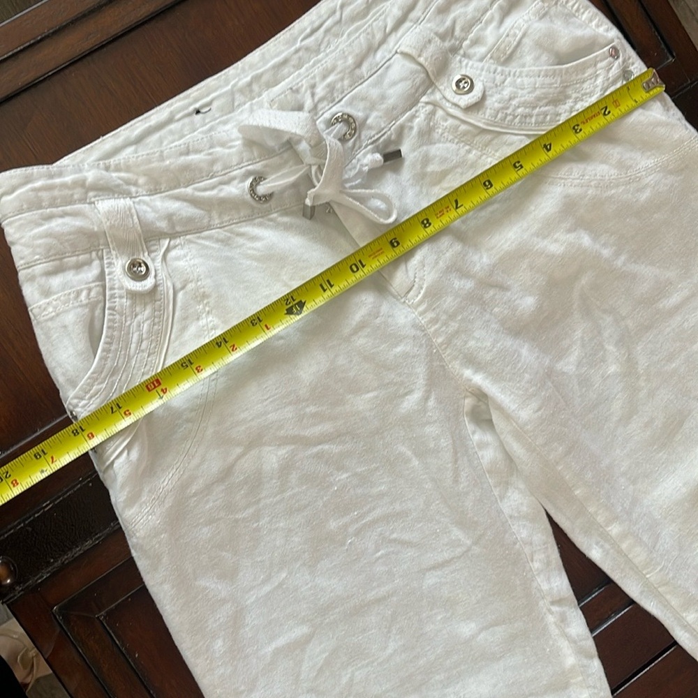 💯 cotton INC International Concepts White Textured Shorts
